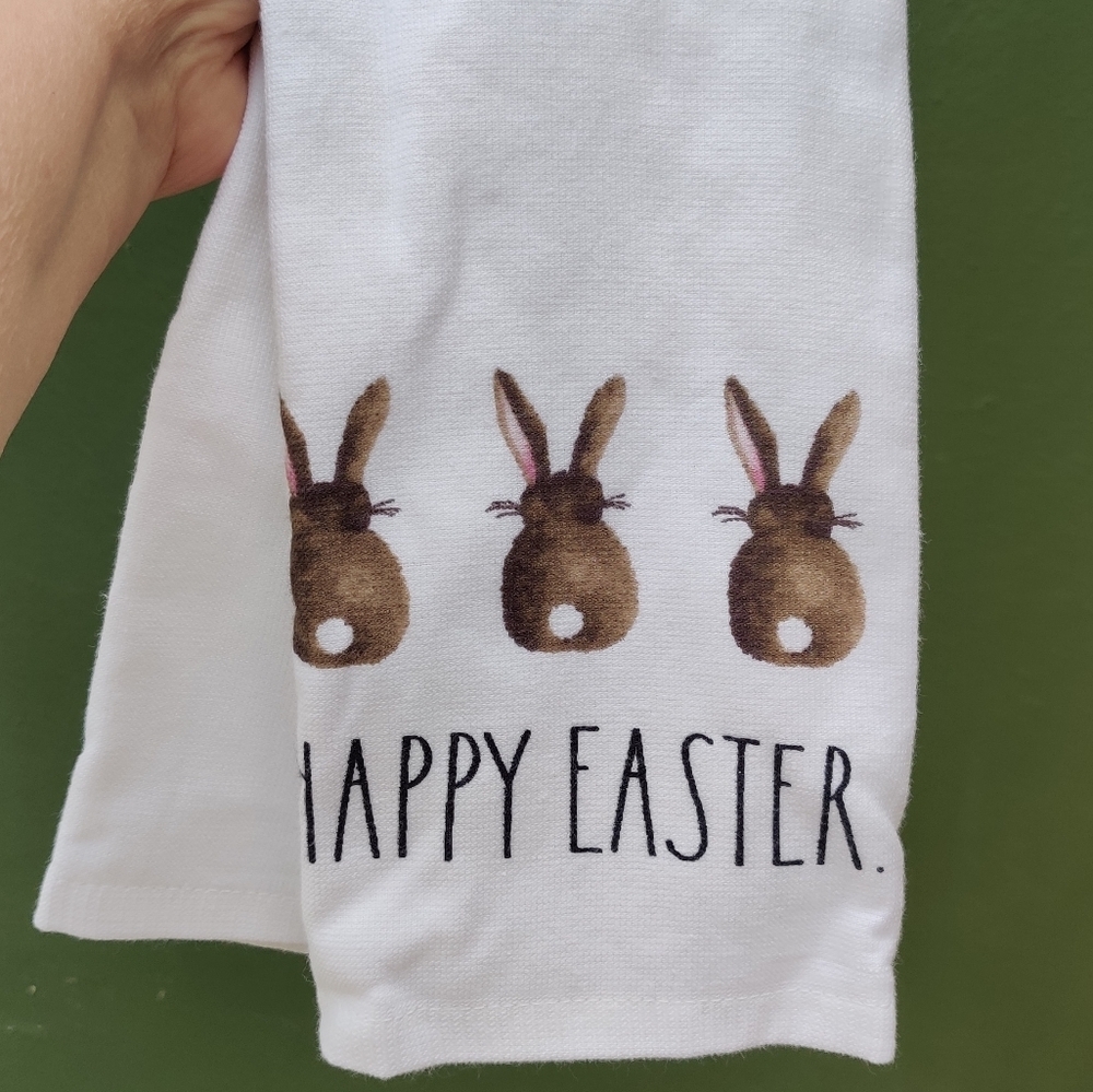NWT - Rae Dunn “Happy Easter” Set of 2 Kitchen Towels - Picture 7 of 7